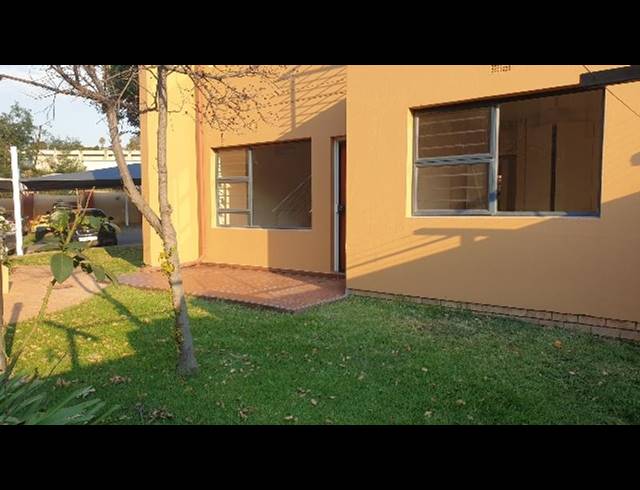2 BEDROOM PROPERTY TO RENT IN BEDFORD GARDENS